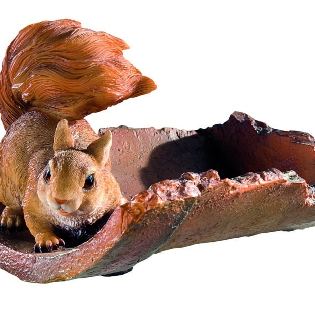 mangeoire en résine avec écureuil