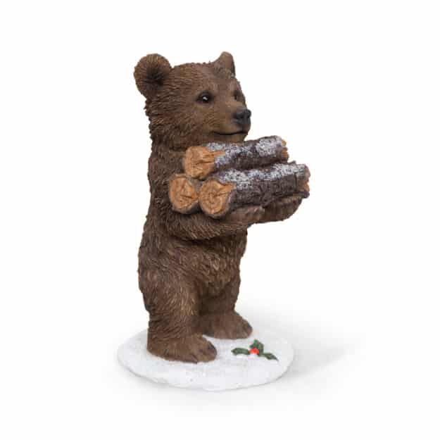 ours avec bois enneigé